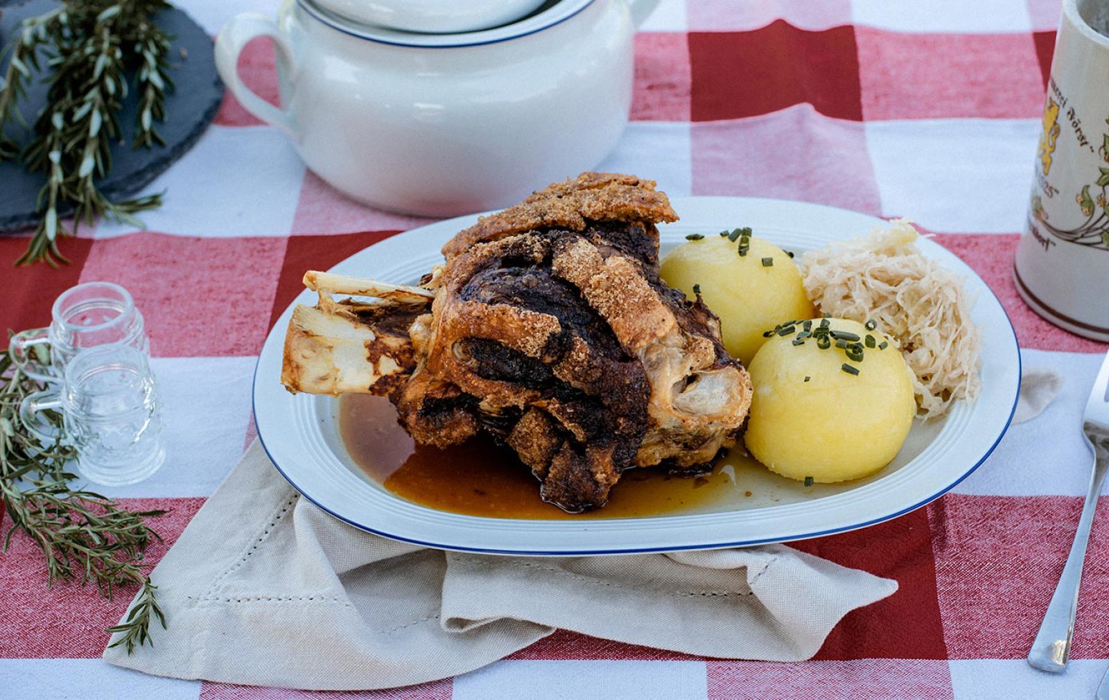 Knusprige Schweinshaxe